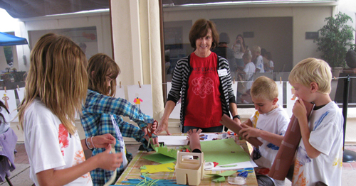 Volunteer+ArtStart